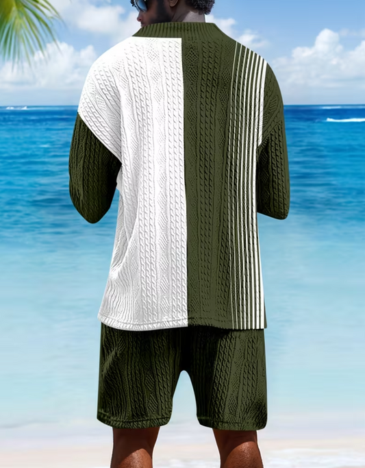 Loose-fitting short-sleeved knit top and shorts
