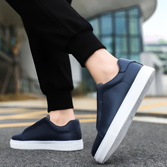 Chic Sneakers — Lightweight Cushioning for Everyday Style